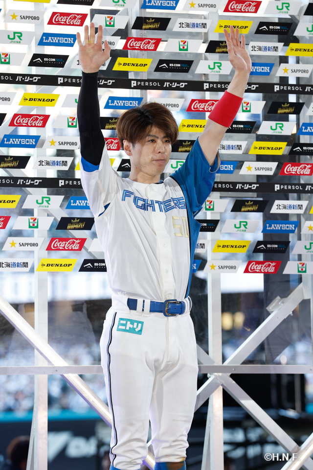   <span>ヒーローの五十幡選手</span>

