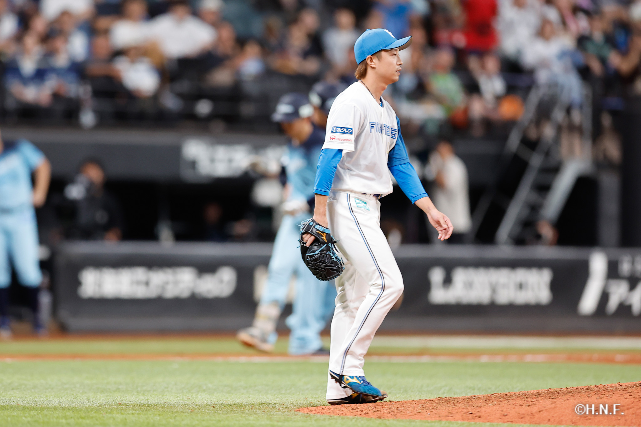 7回表、島本投手03