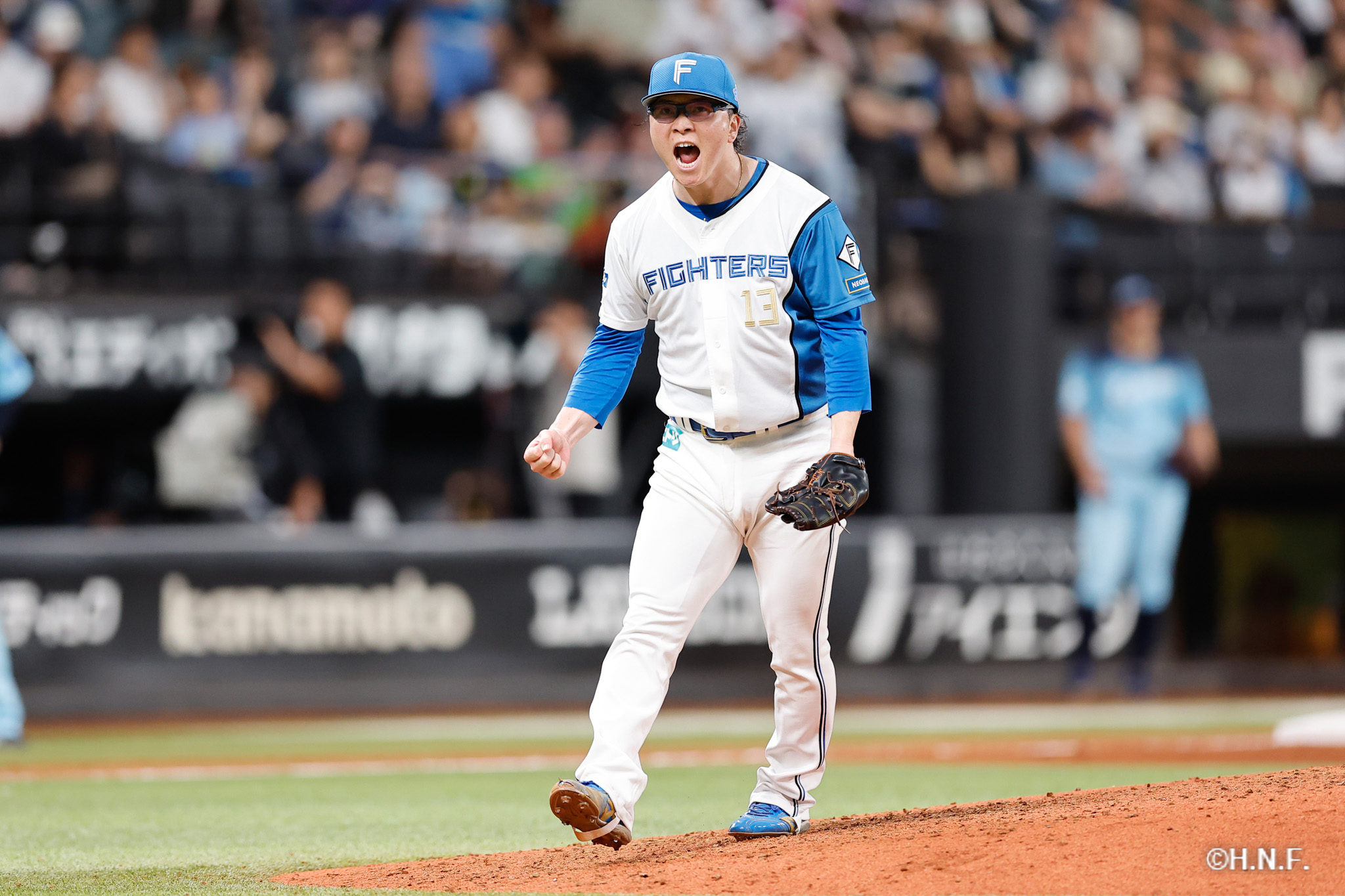7回表、生田目投手02