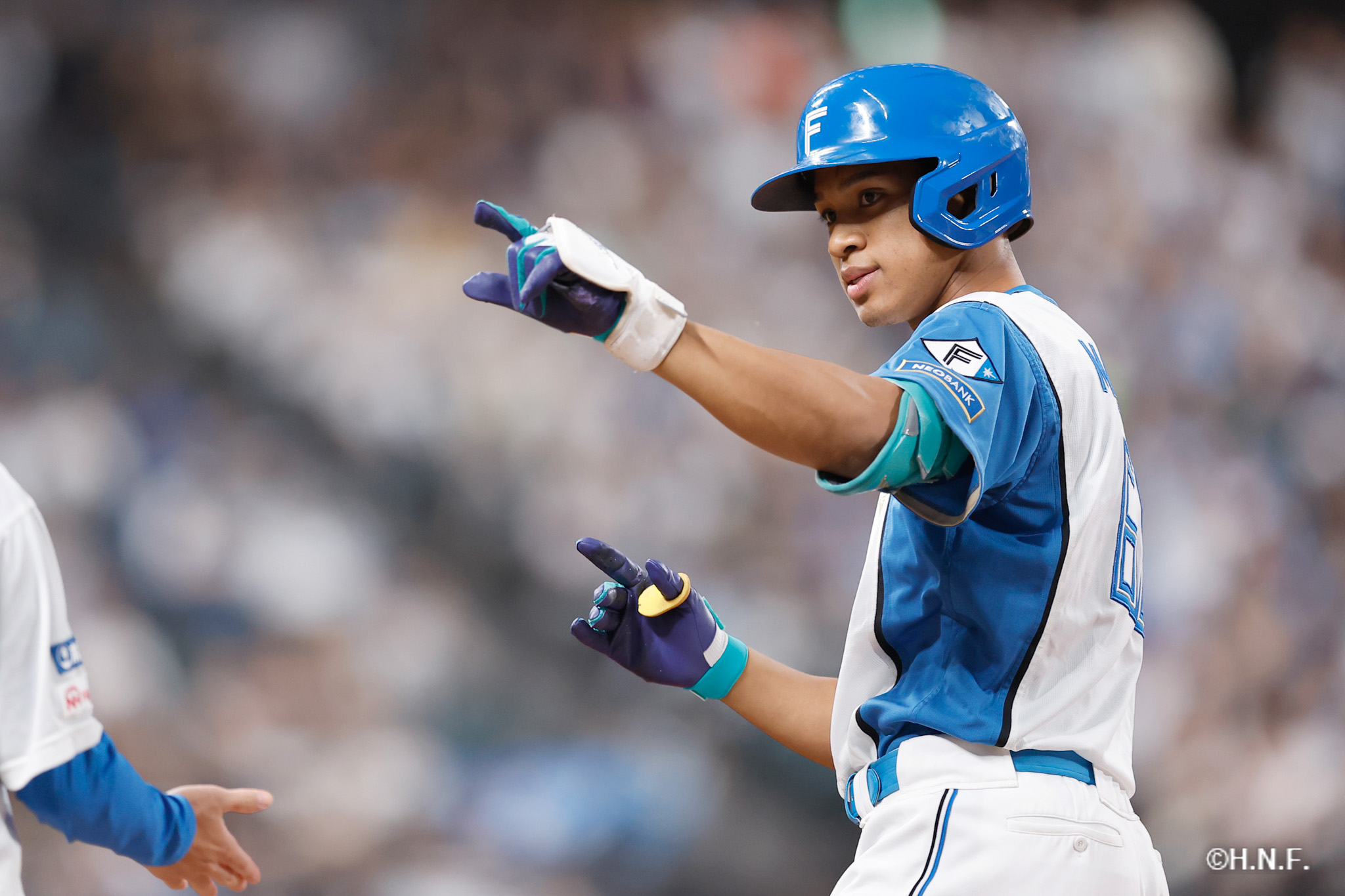 9回裏、万波選手02