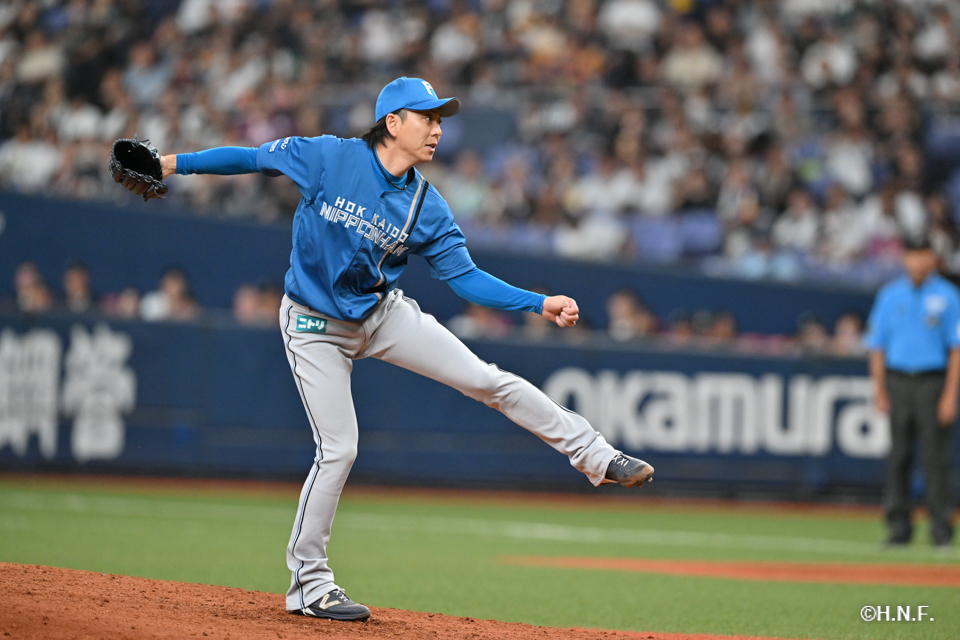 8回裏、宮西投手03