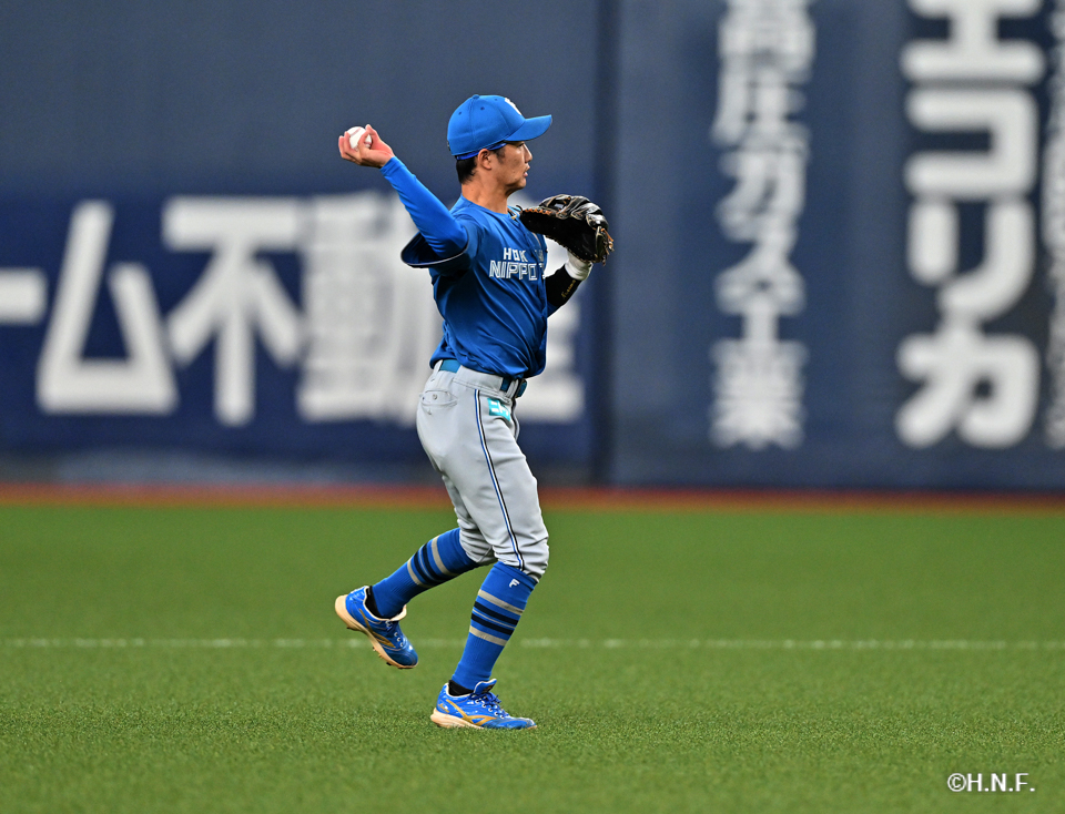 1回裏、奈良間選手