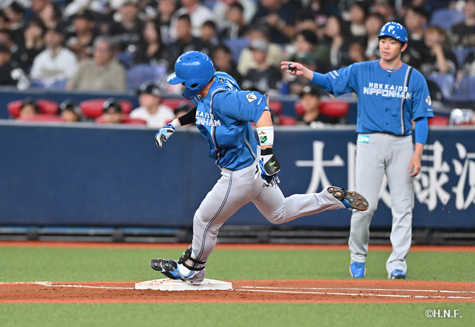 2回表、郡司選手02