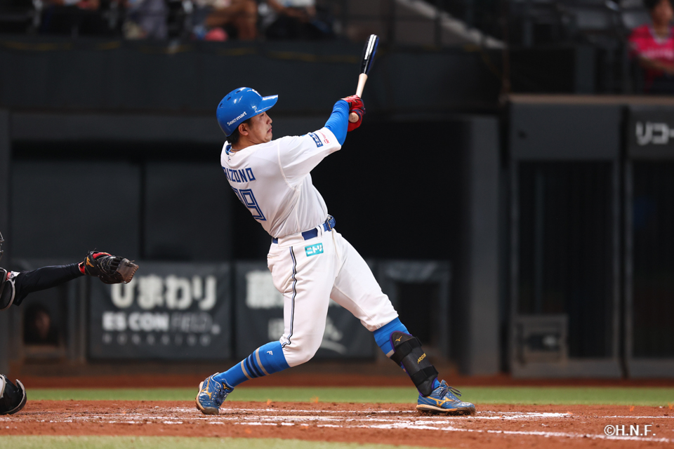 9回裏、有薗選手01