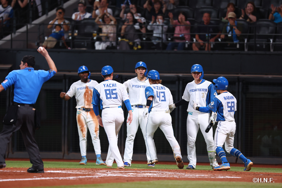 7回裏、水野選手08