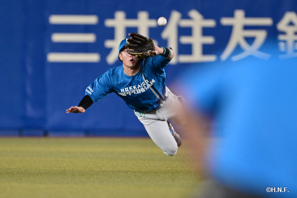 5回裏、細川選手