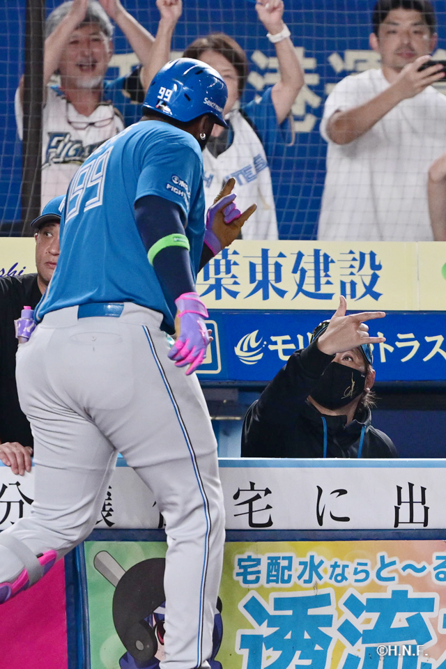 6回表、レイエス選手08