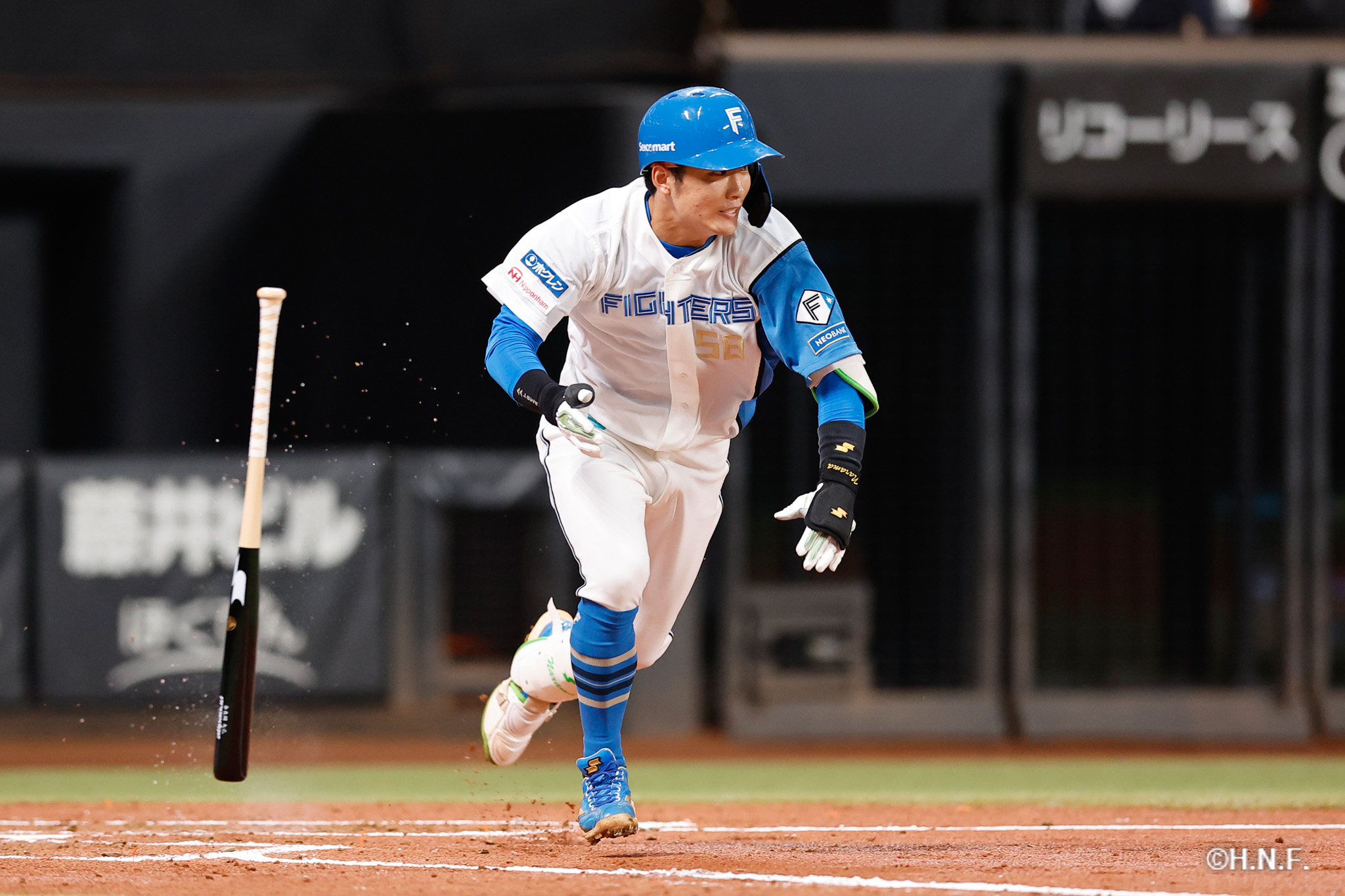 3回裏、奈良間選手01