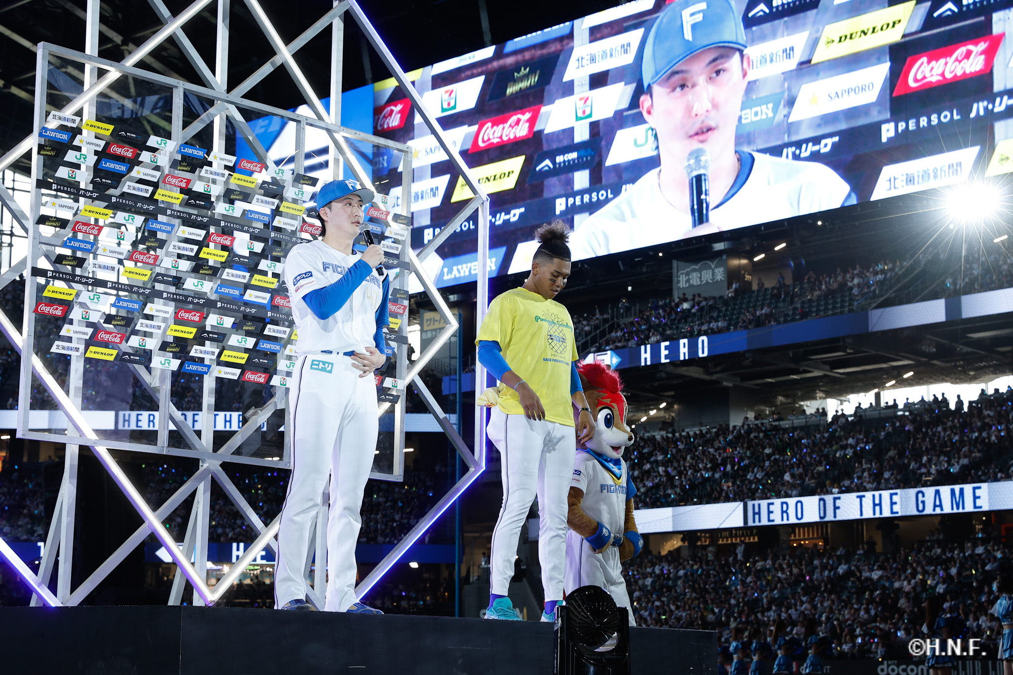 ヒーローの柳川投手