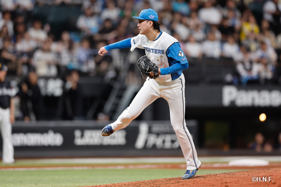 9回表、柳川投手02