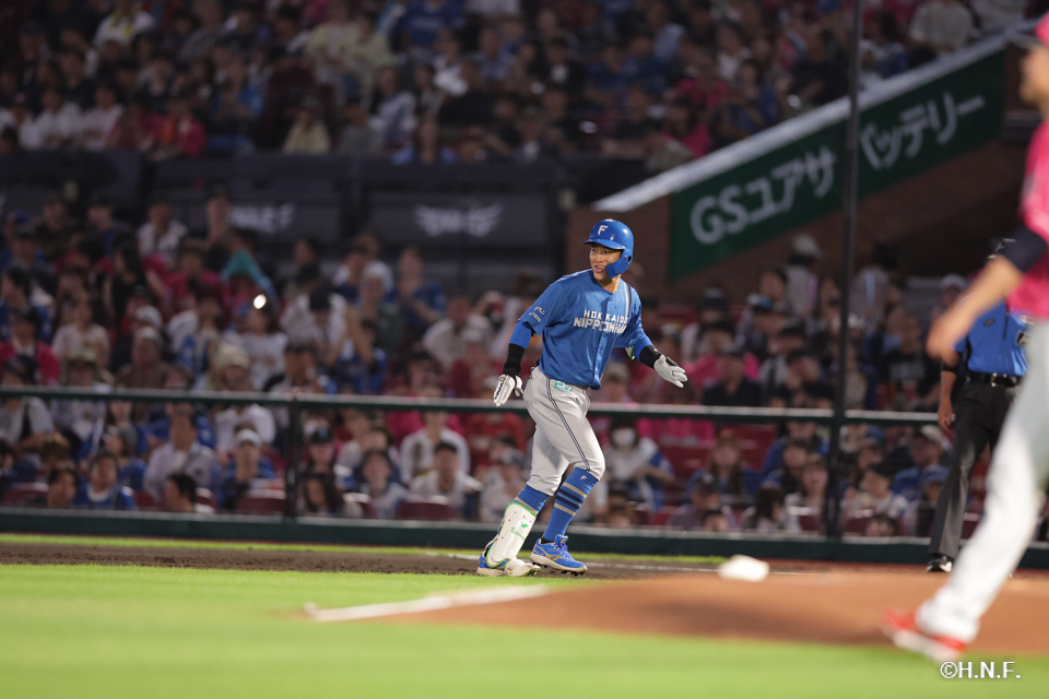 3回表、奈良間選手01