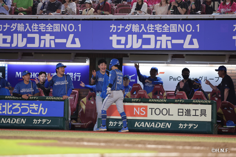3回表、奈良間選手03