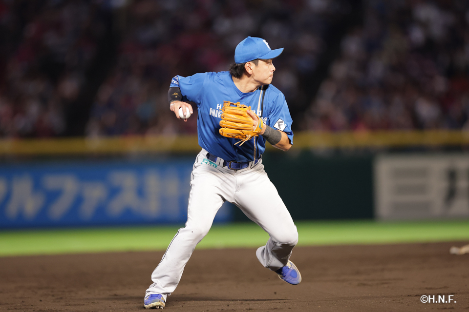 3回裏、野村選手