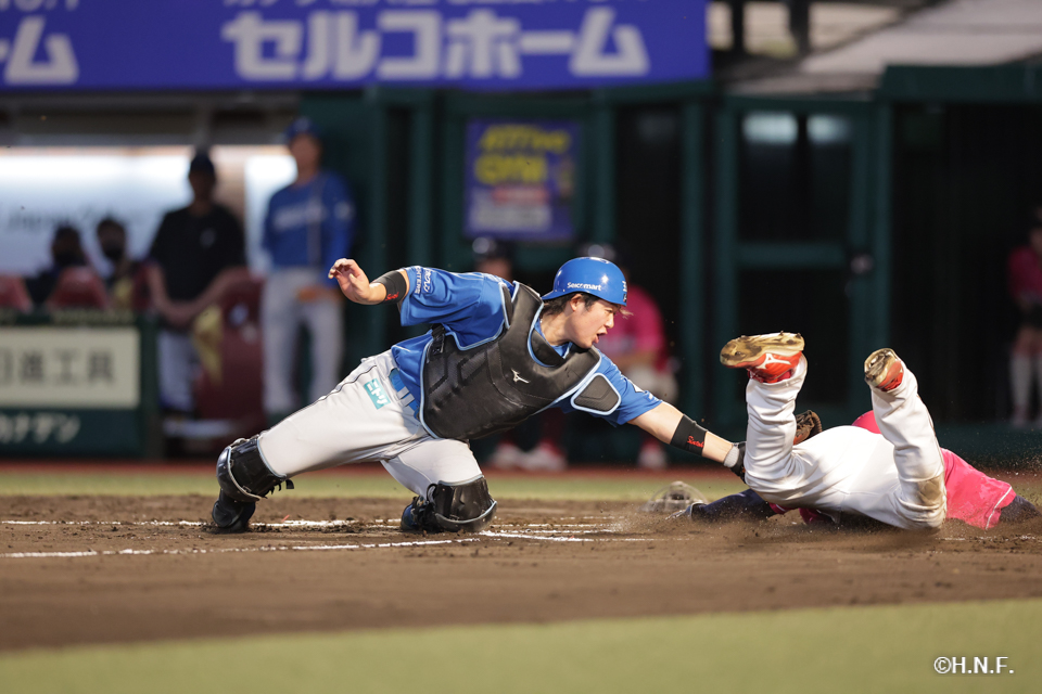 6回裏、進藤選手