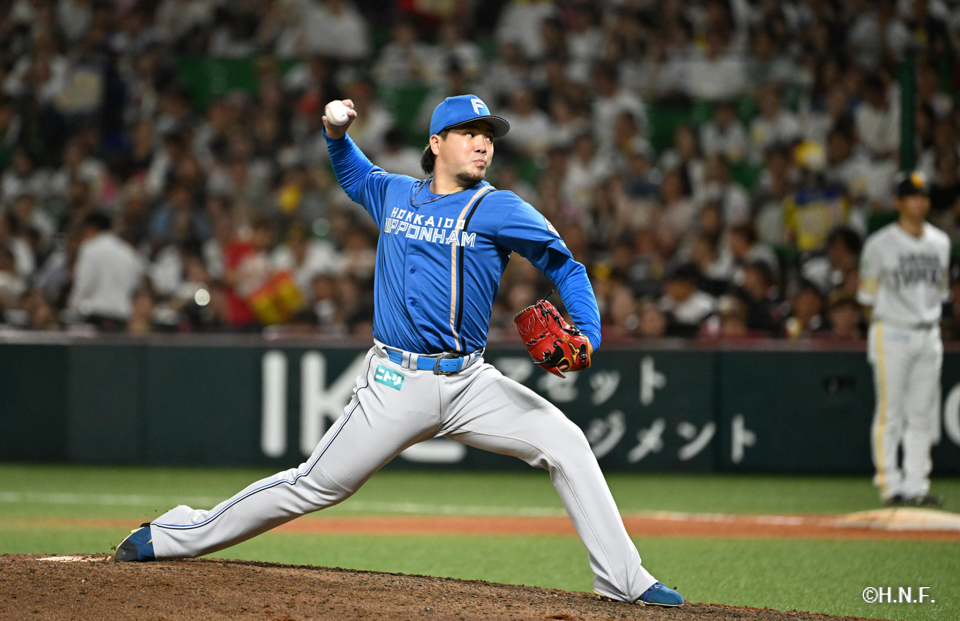 8回裏、金村投手01