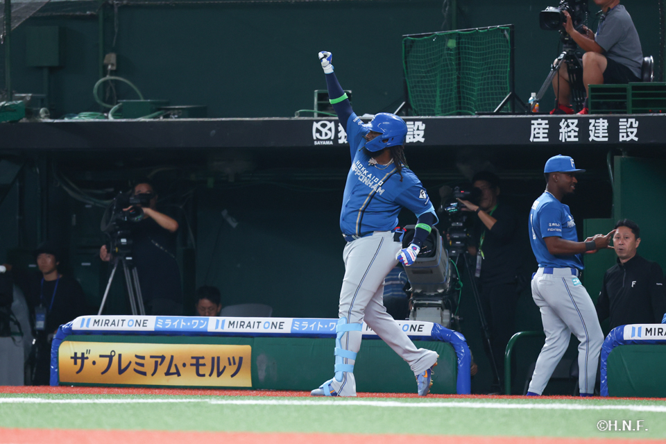 2回表、レイエス選手04