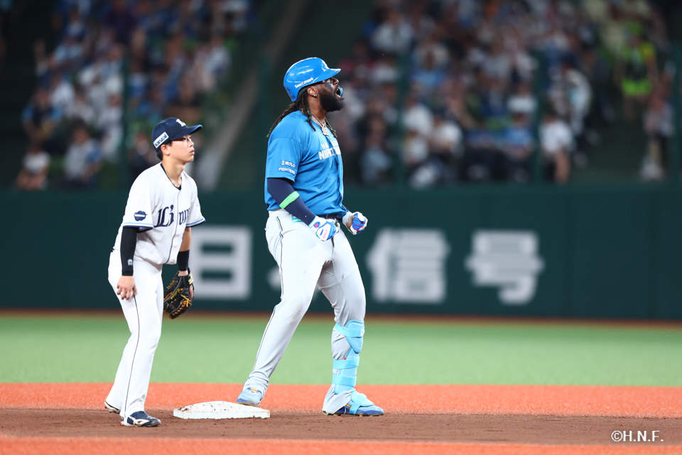 9回表、レイエス選手03