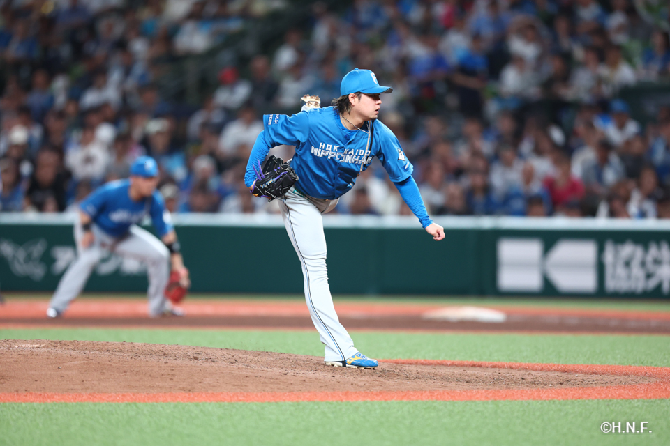 10回裏、堀投手01
