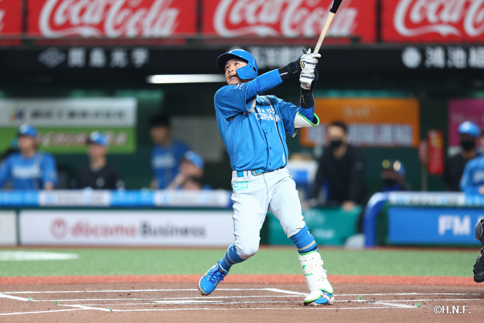 1回表、奈良間選手02