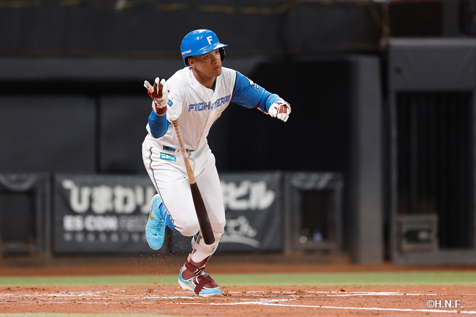 2回裏、万波選手01