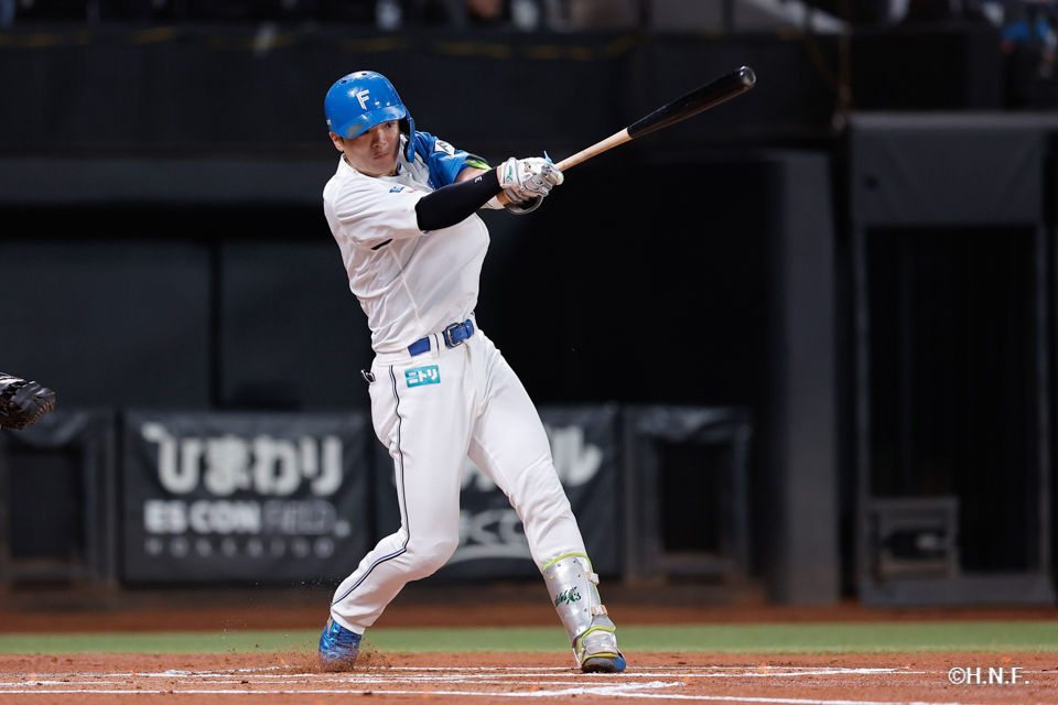 1回裏、郡司選手02