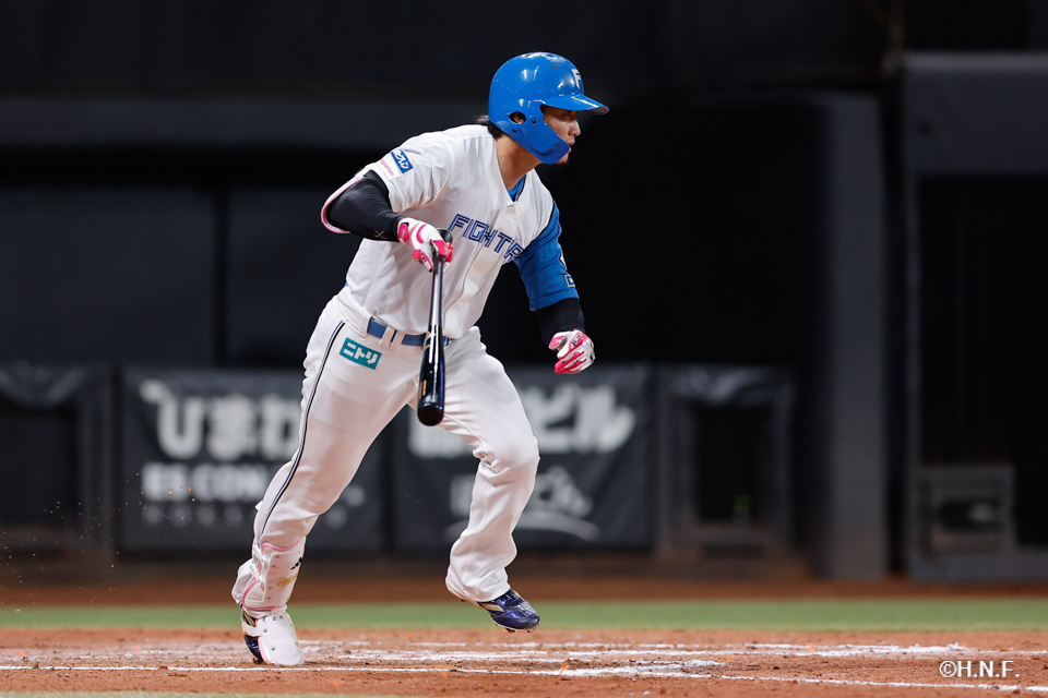 8回裏、西川選手01