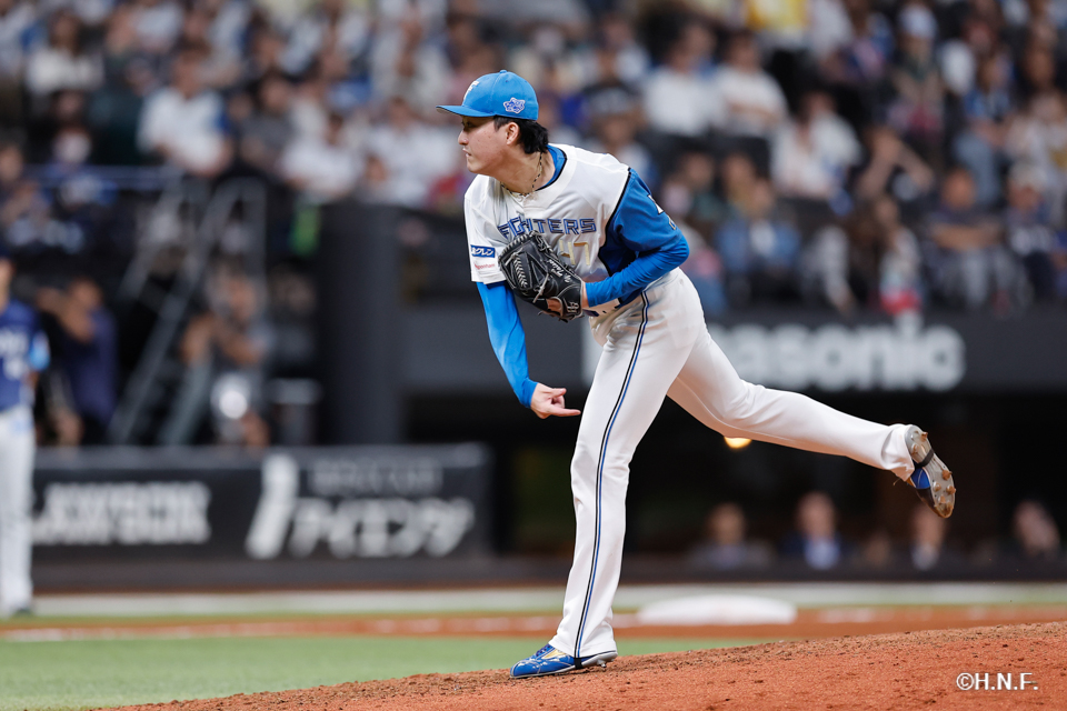 9回表、柳川投手01
