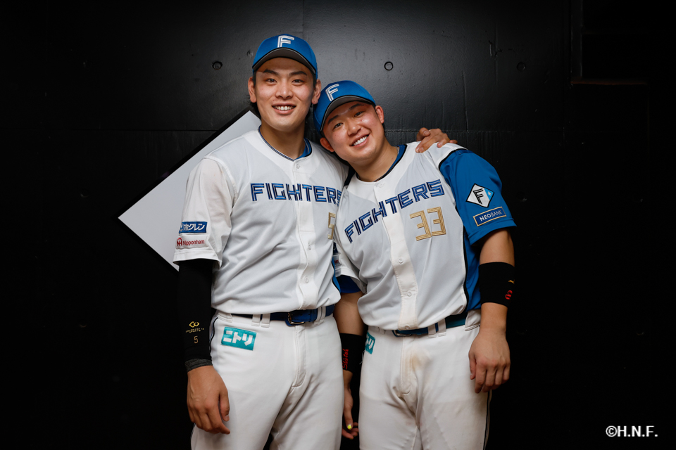 ヒーローの進藤選手と野村選手03