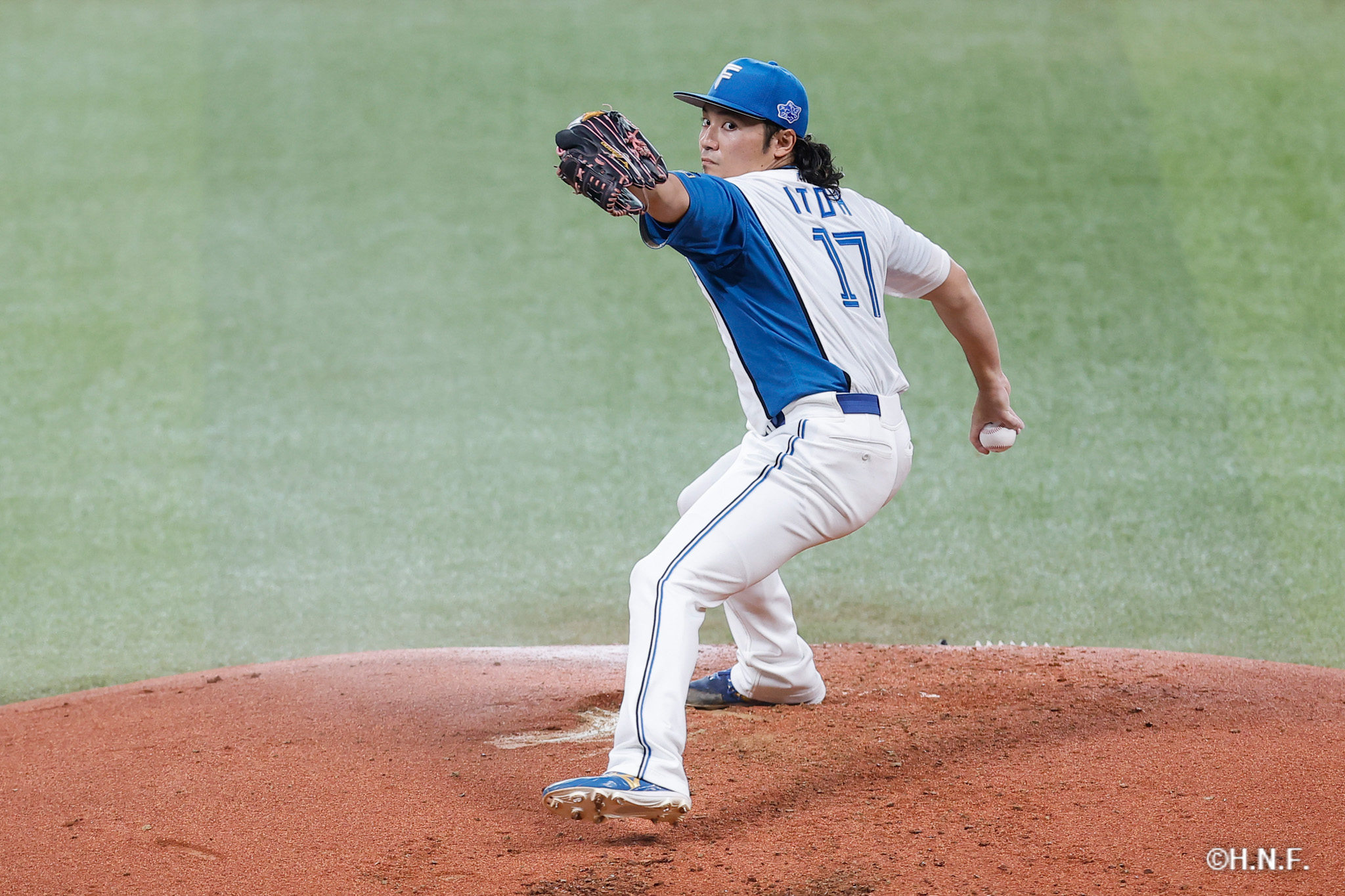 先発の伊藤投手09