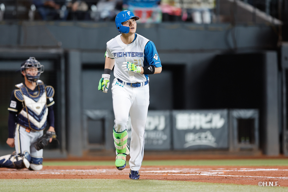 2回裏、清宮選手01