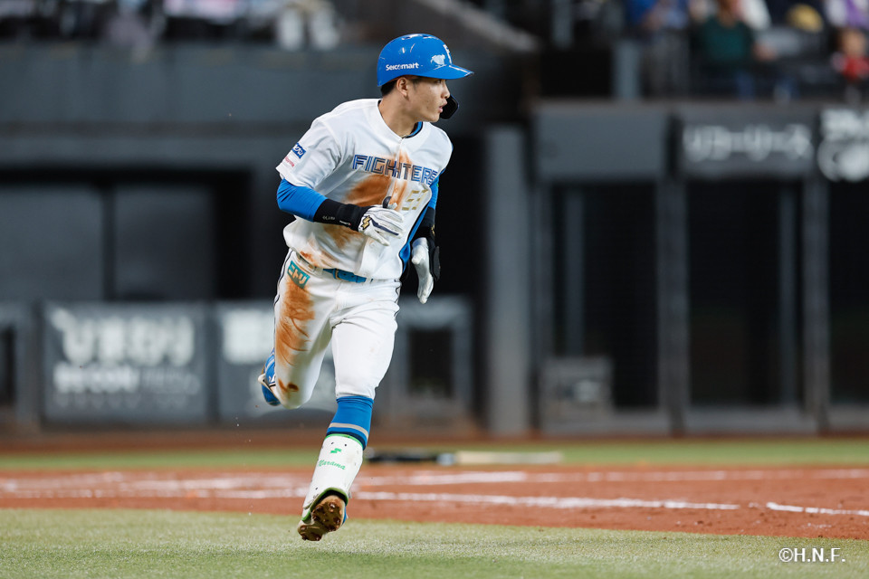 2回裏、奈良間選手
