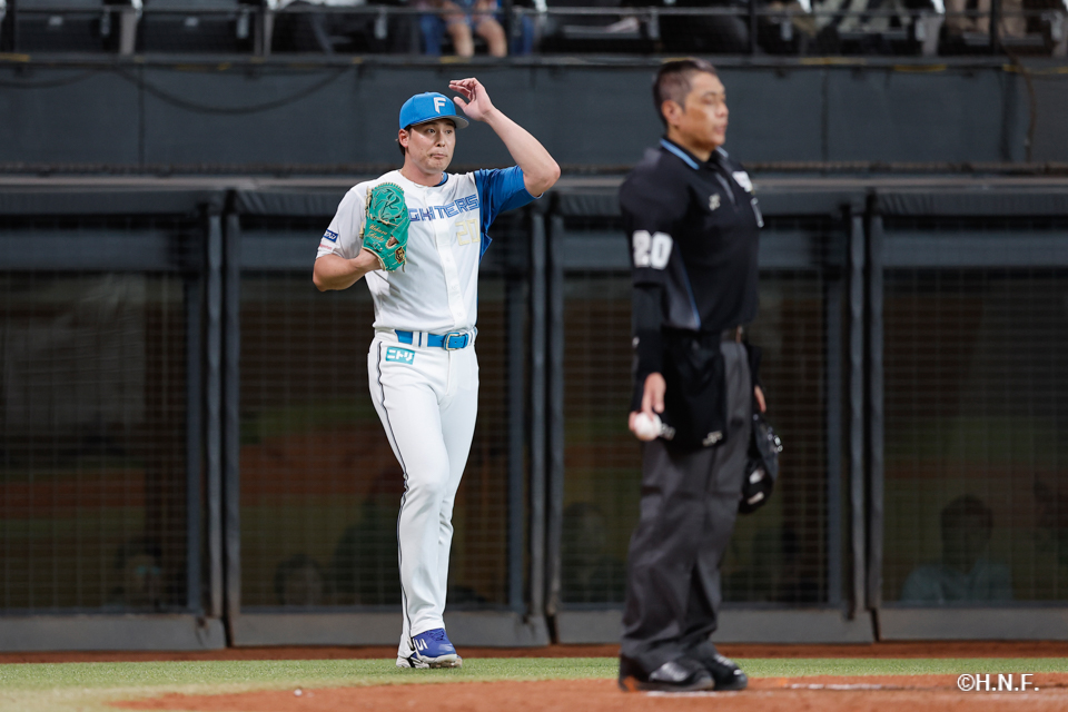 5回表、上原投手03