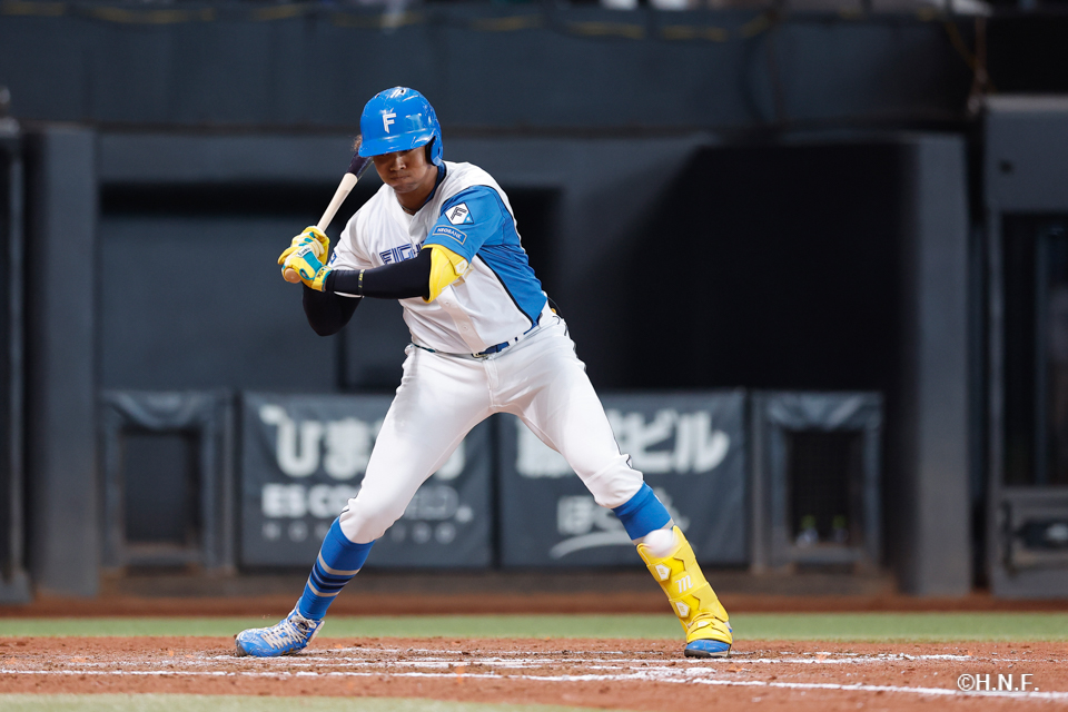 9回裏、水谷選手01