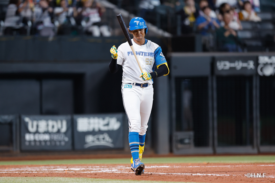 9回裏、水谷選手02