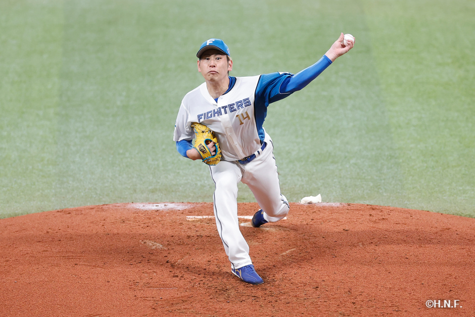 先発の加藤貴投手02