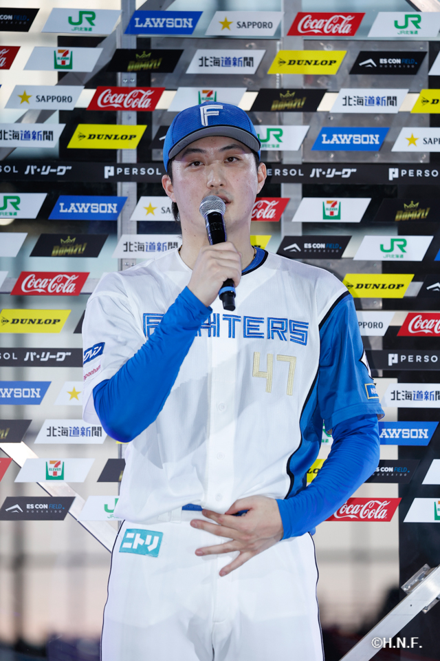 ヒーローの柳川投手
