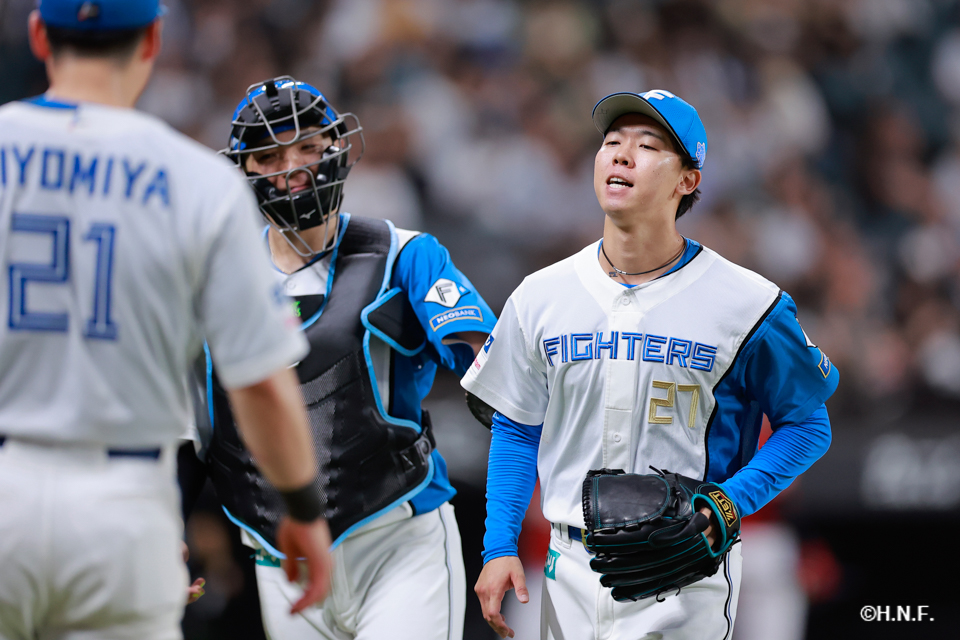 11回表、大川投手と郡司選手03
