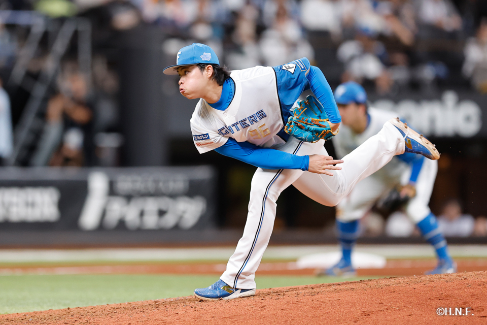 8回表、孫投手01