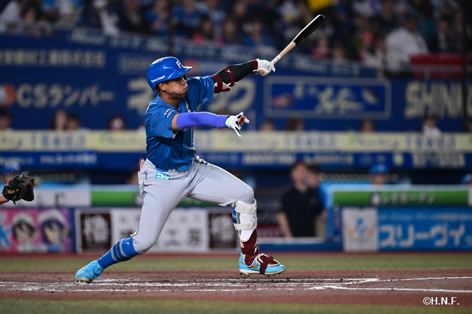 4回表、万波選手