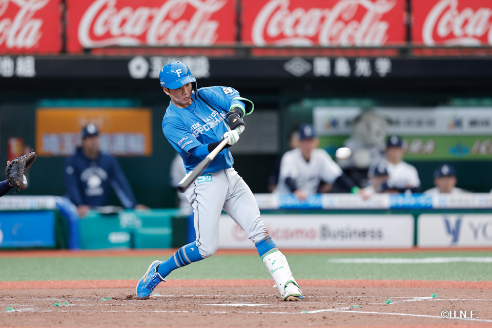 4回表、奈良間選手01