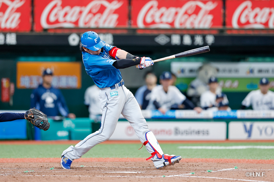 5回表、野村選手02