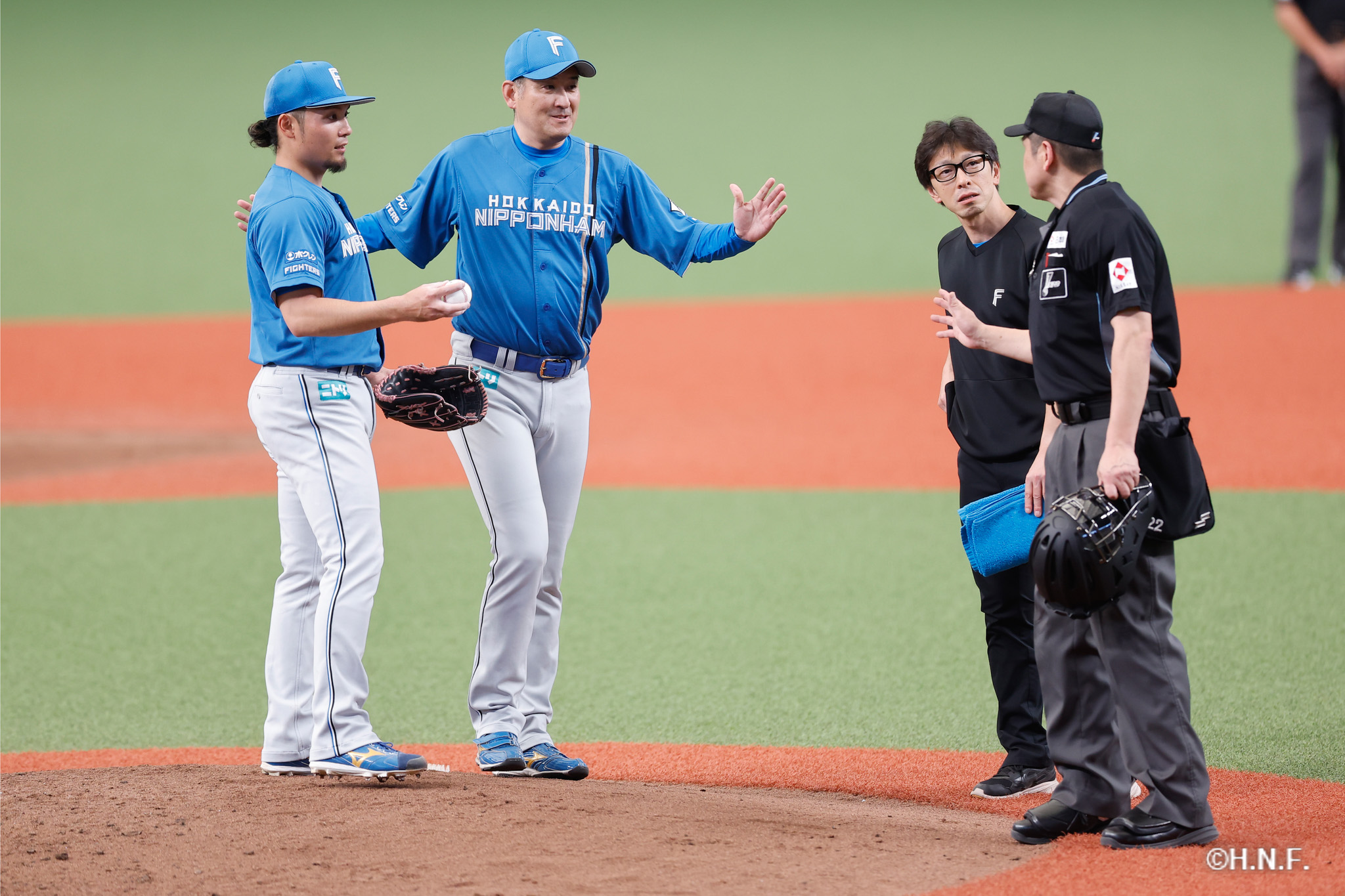 先発の伊藤投手08