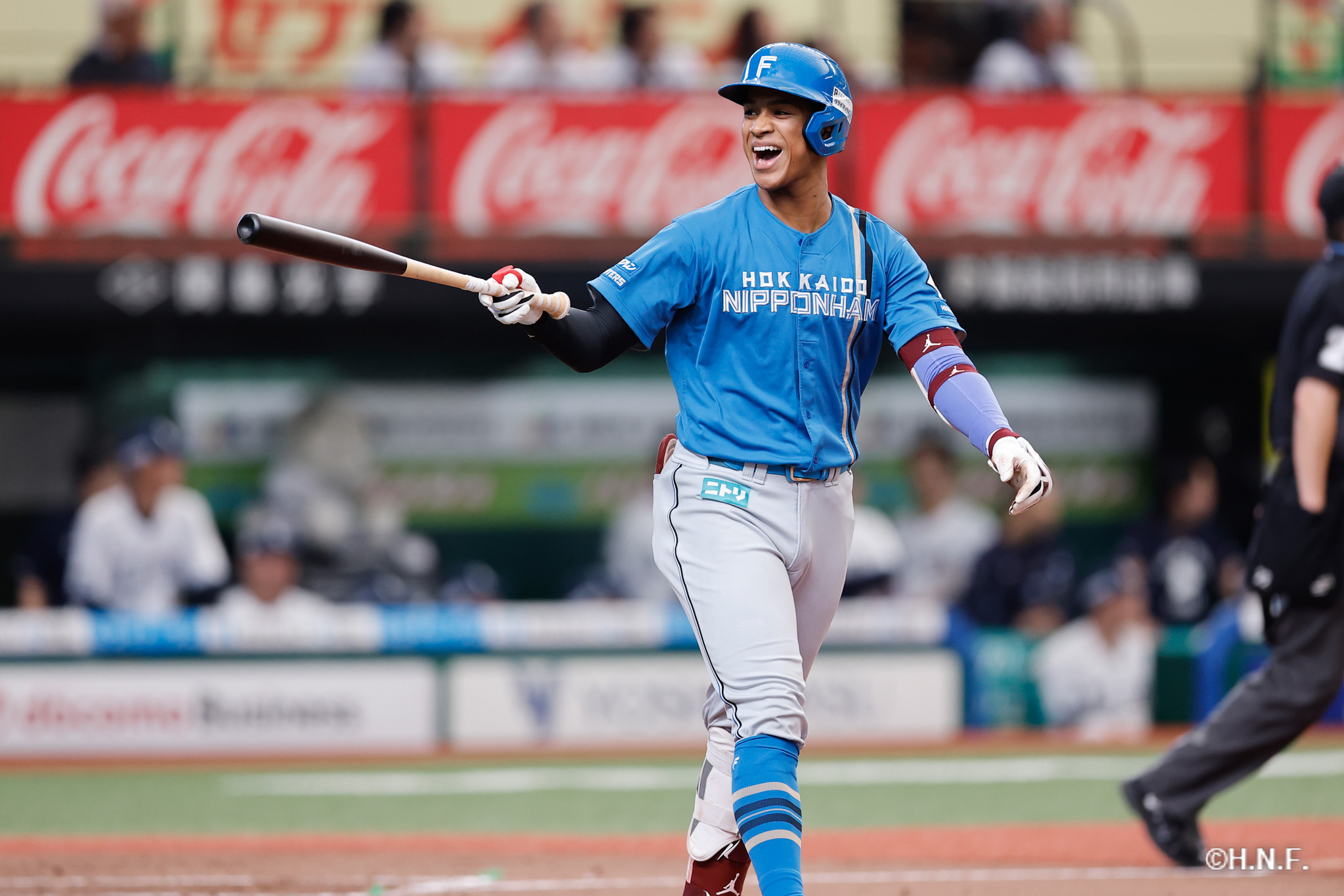 4回表、万波選手04