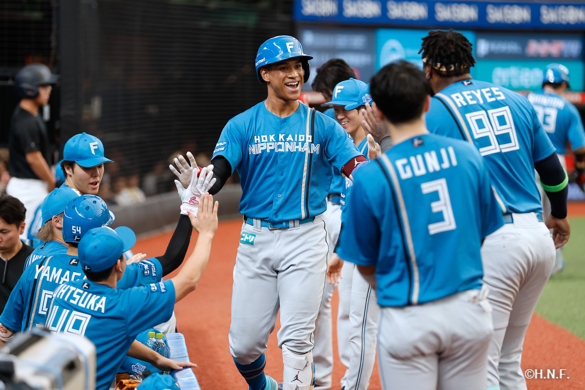4回表、万波選手11