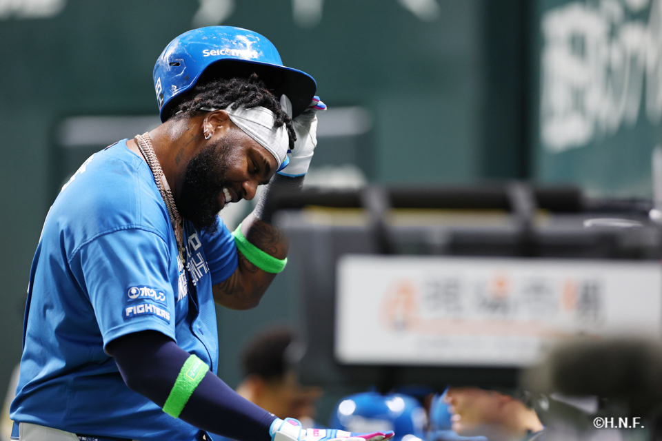 2回表、レイエス選手