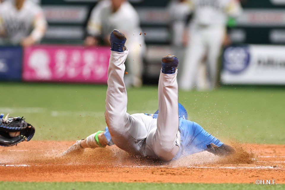 3回表、郡司選手02