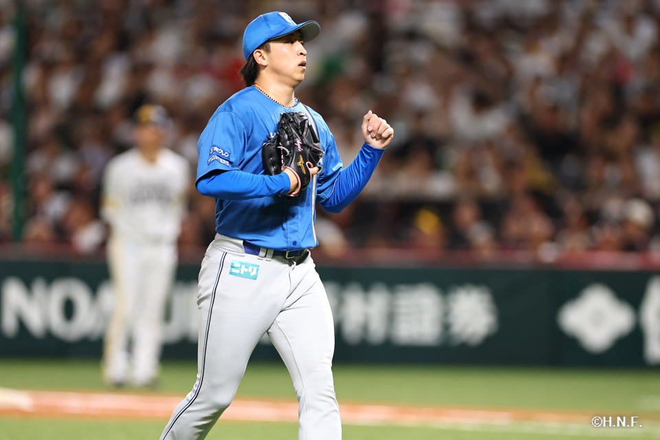 7回裏、細野投手01