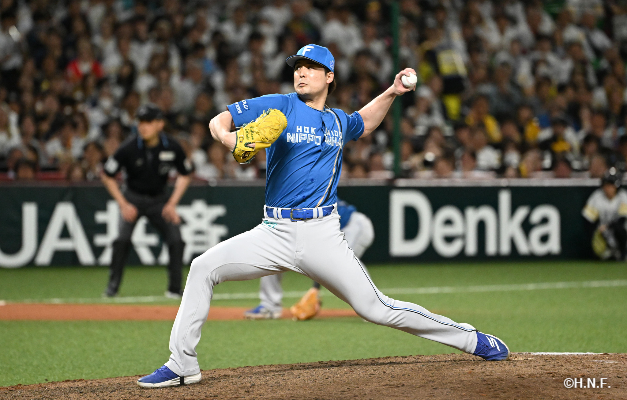 7回裏、上原投手04