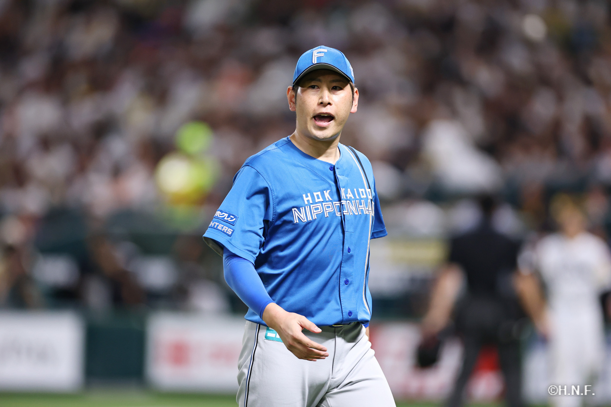 先発の加藤貴投手08