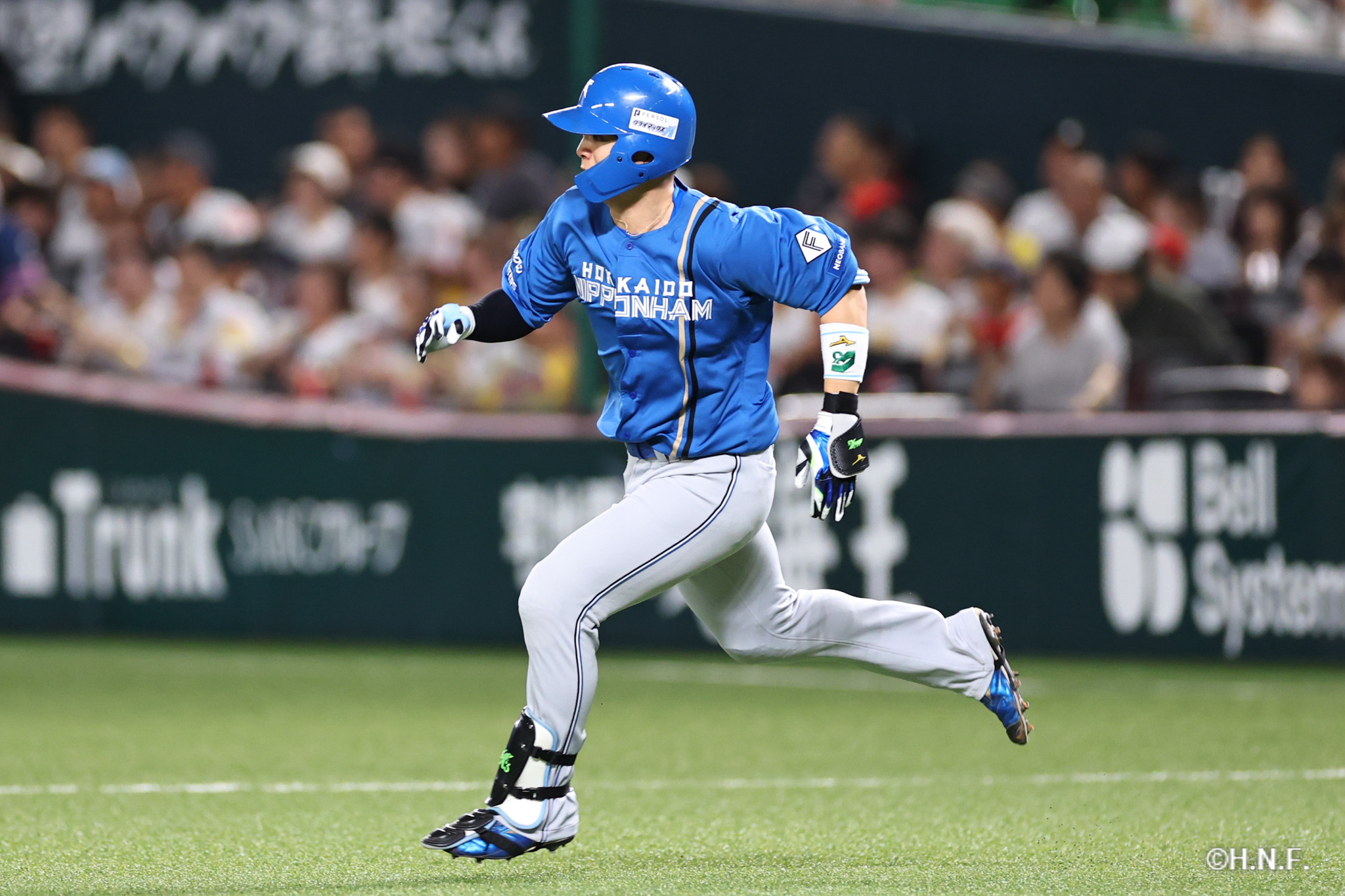 1回表、郡司選手04